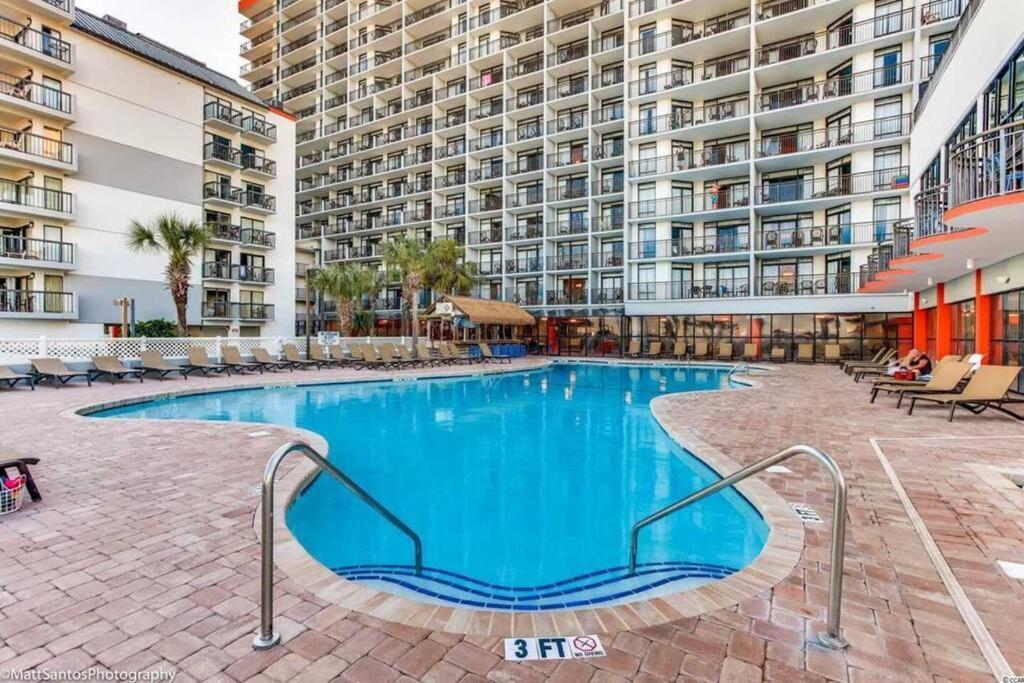 Breathtaking Oceanfront Suite Grand Cayman 451 شاطئ ميرتل المظهر الخارجي الصورة