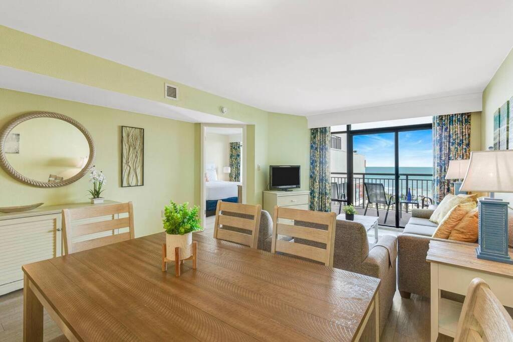 Breathtaking Oceanfront Suite Grand Cayman 451 شاطئ ميرتل المظهر الخارجي الصورة