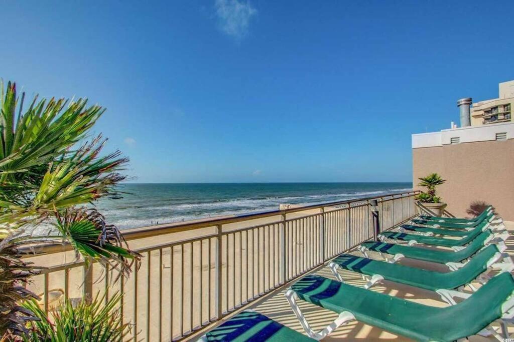 Breathtaking Oceanfront Suite Grand Cayman 451 شاطئ ميرتل المظهر الخارجي الصورة