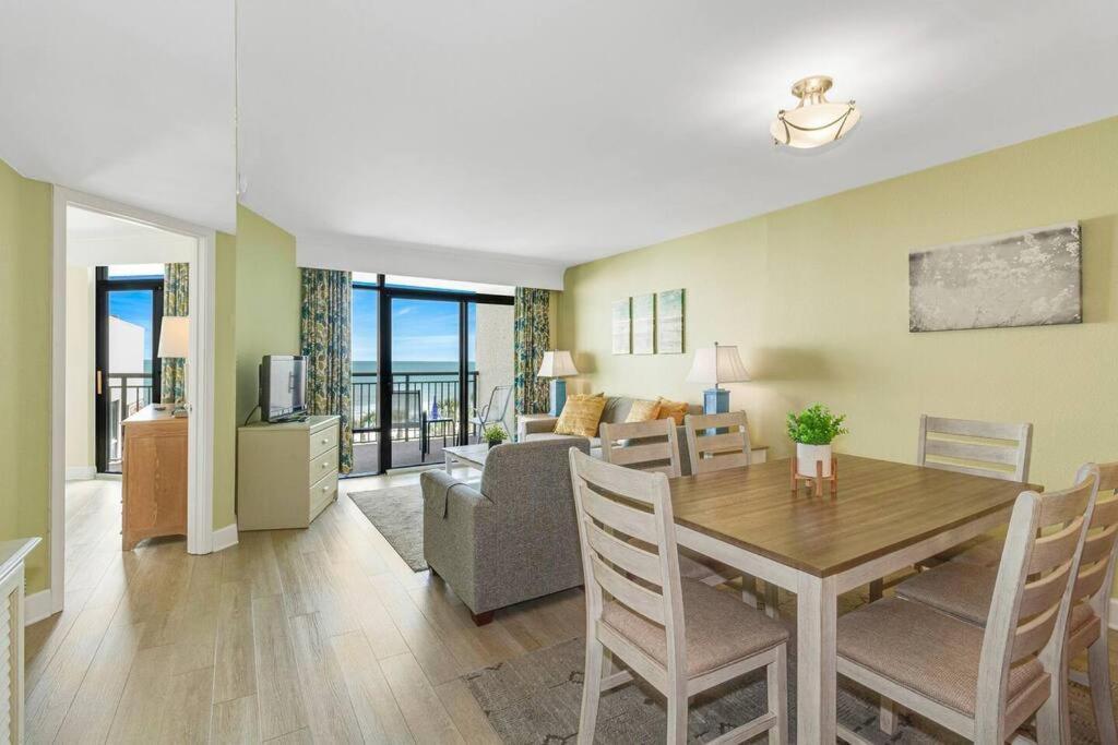 Breathtaking Oceanfront Suite Grand Cayman 451 شاطئ ميرتل المظهر الخارجي الصورة