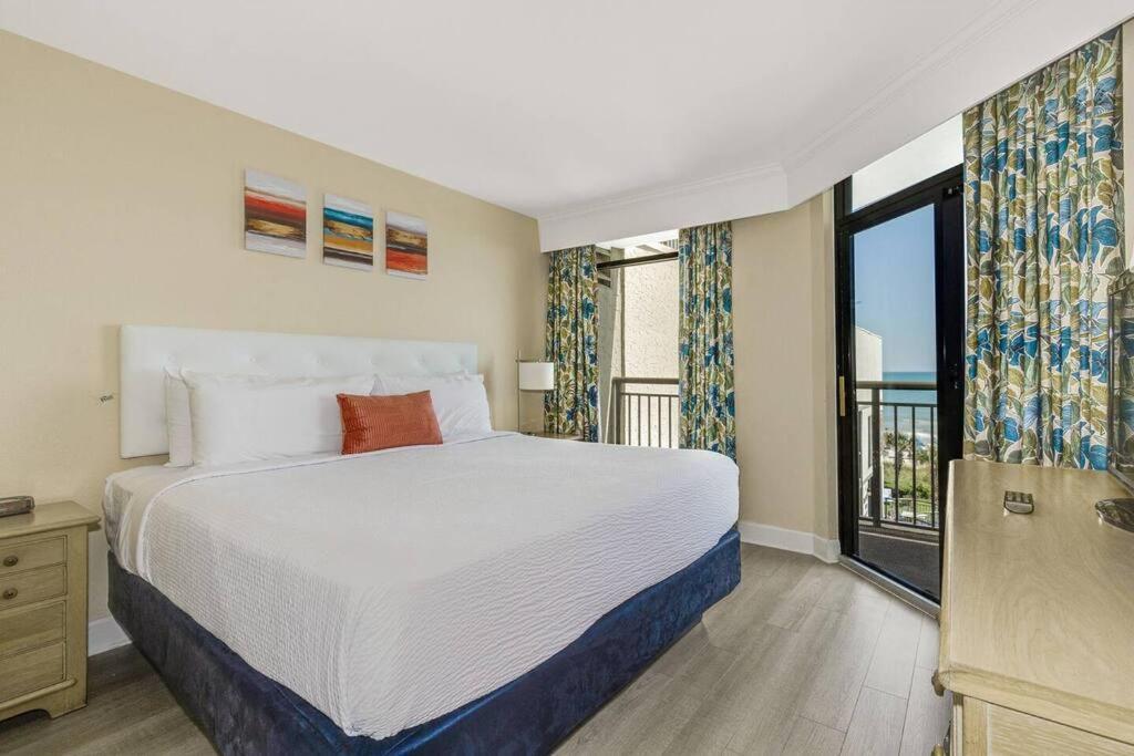 Breathtaking Oceanfront Suite Grand Cayman 451 شاطئ ميرتل المظهر الخارجي الصورة